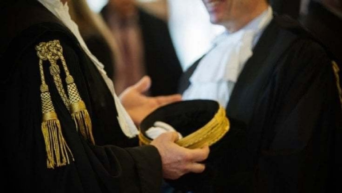 Sua moglie non lava e cucina, marito chiede il divorzio: la decisione del giudice