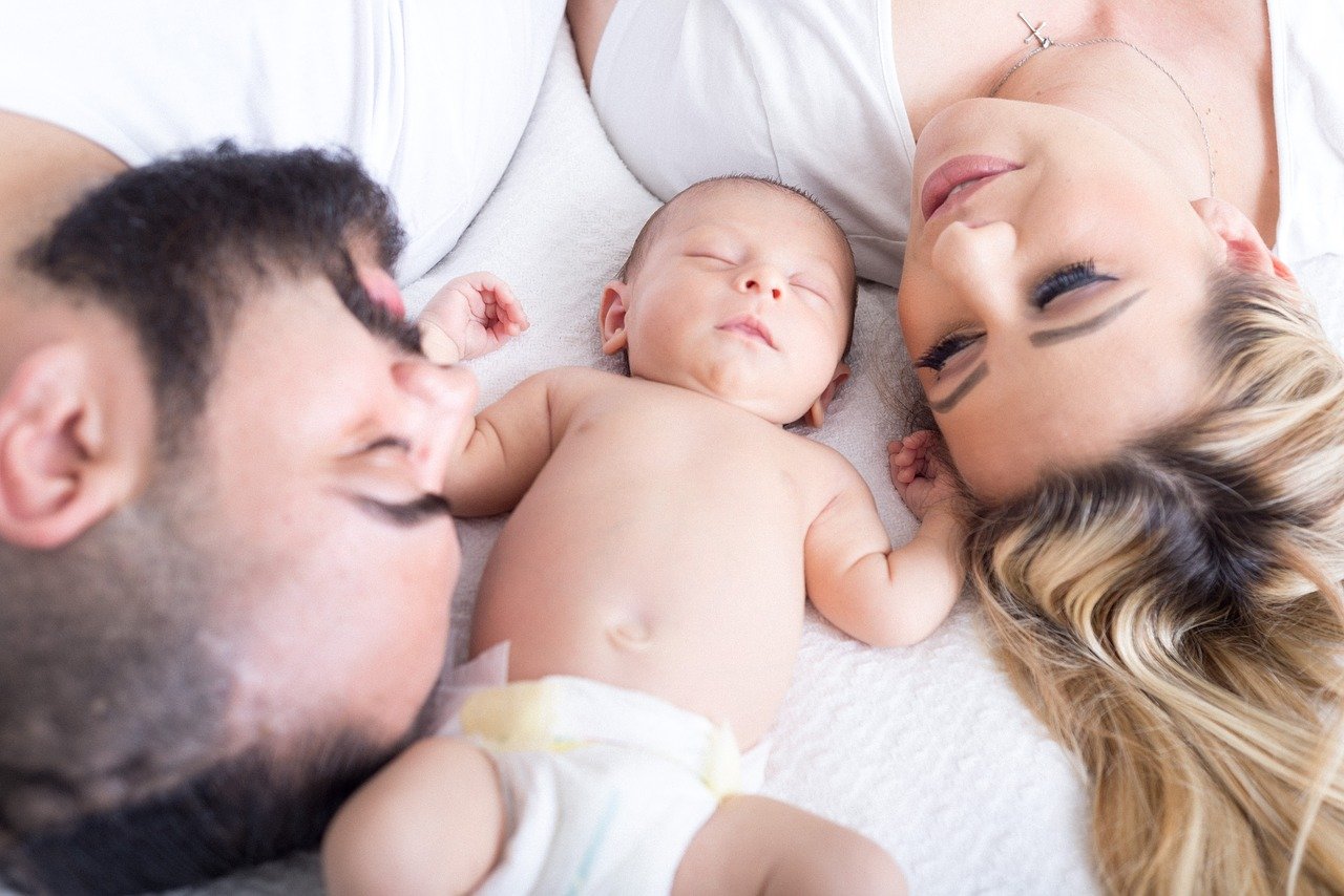 Nomi vietati per i figli: coppia fermata dai giudici all’anagrafe
