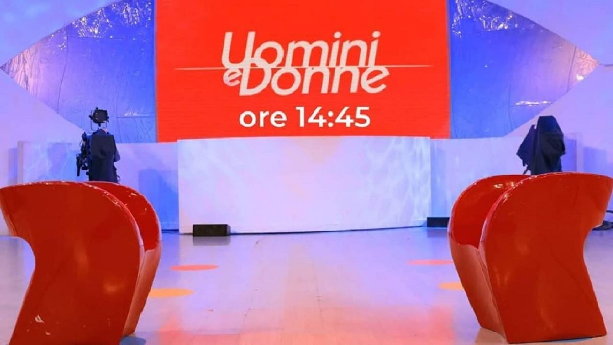 UeD: Massimiliano Mollicone fa la sua scelta senza avvertire Maria. Caos in studio