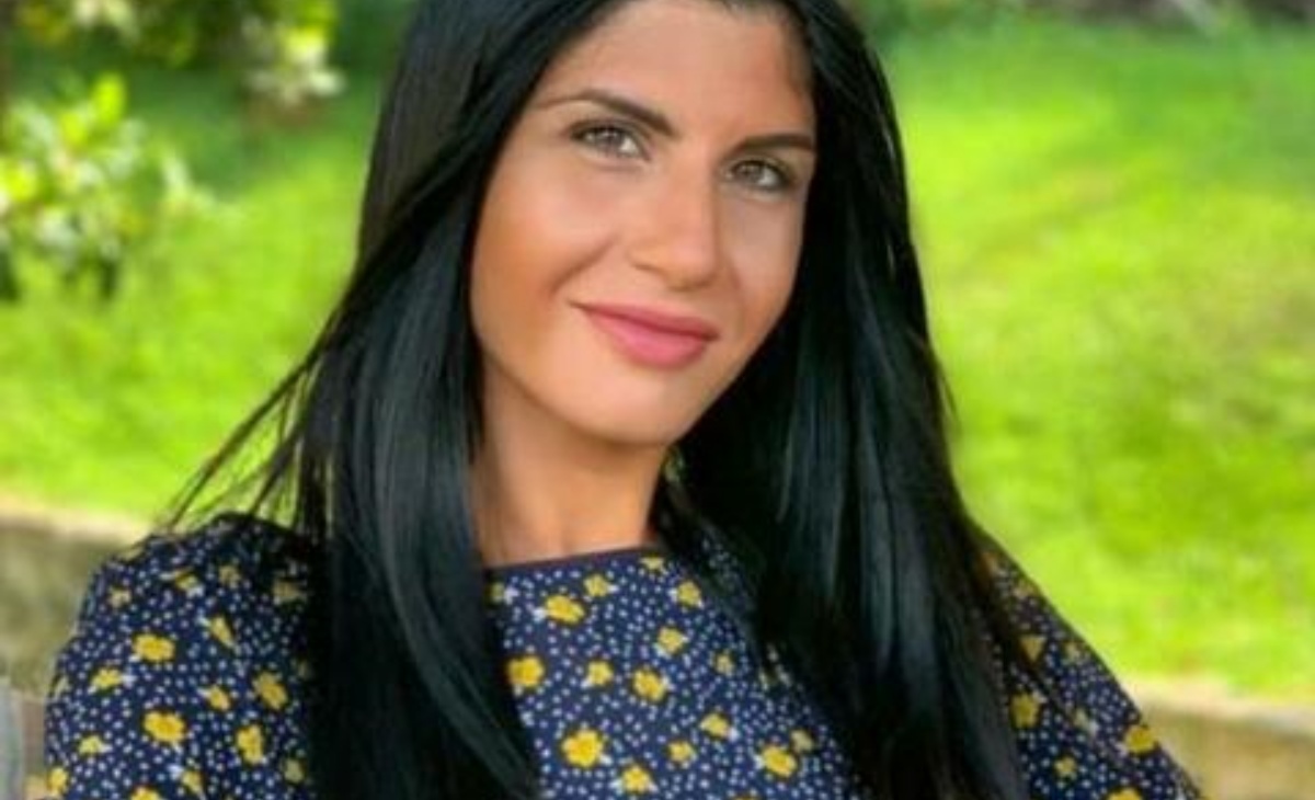 Arianna Lanzilotto, 25 anni, si è spenta davanti agli occhi dei suoi genitori: dramma a Cursi