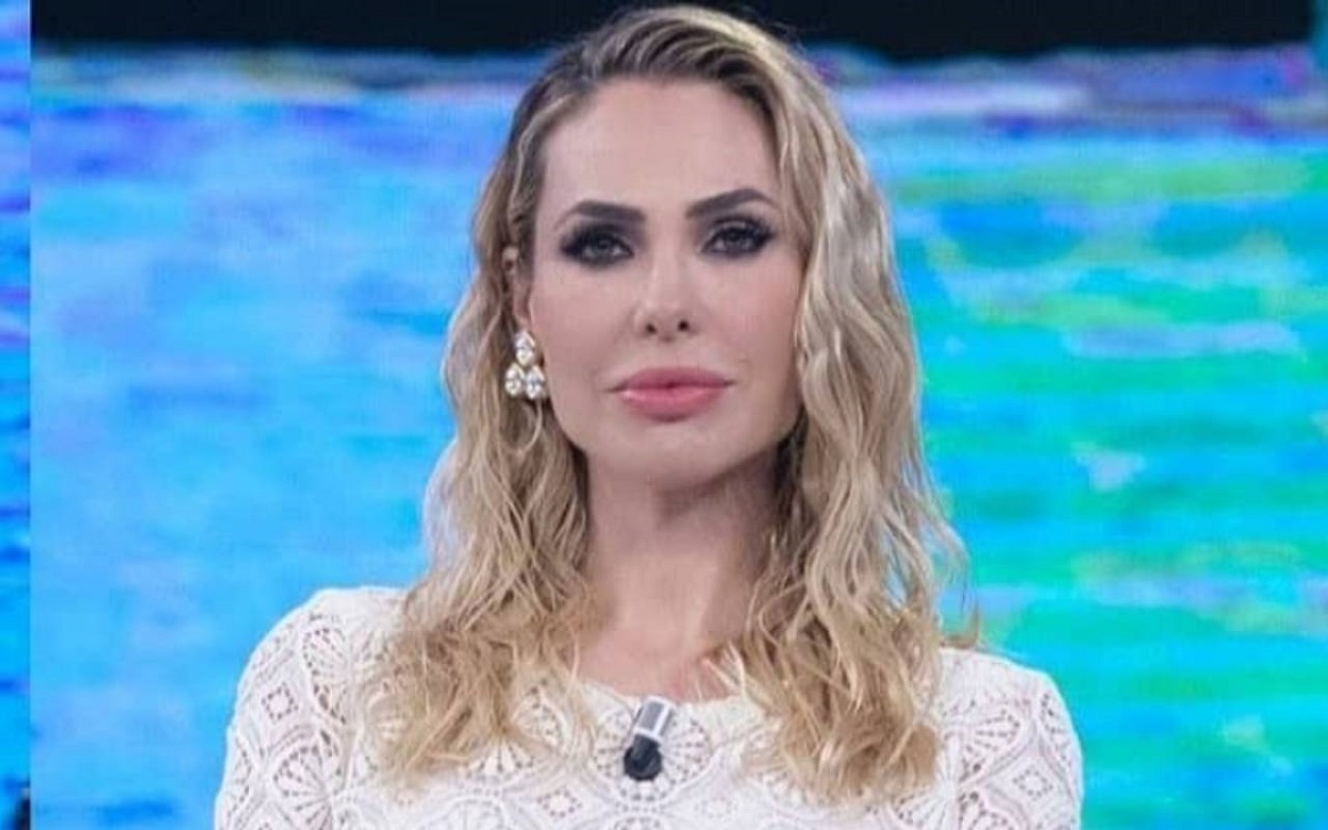 Ilary Blasi: "Io mollo prima"