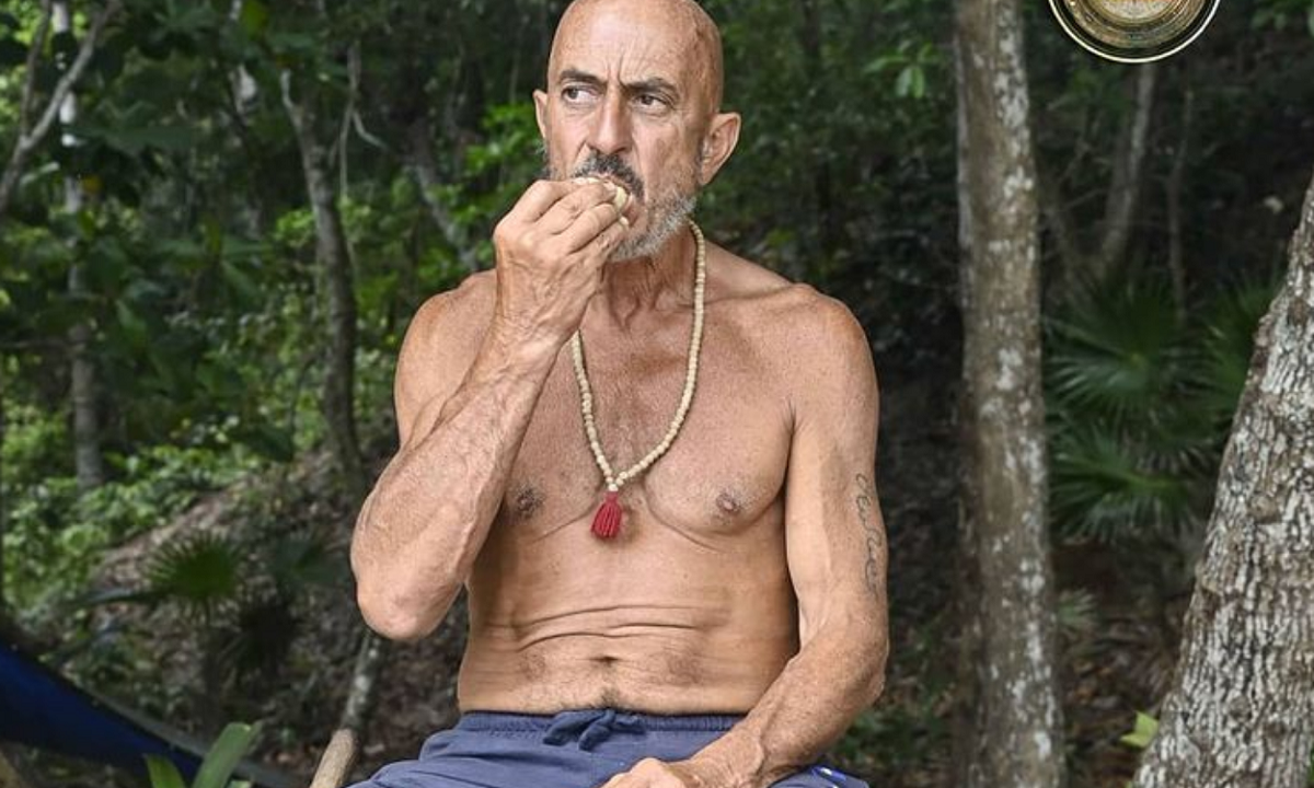 Isola dei Famosi: Roberto Ciufoli racconta "qualcuno ci trattava male"