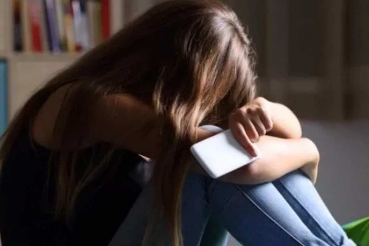 Roma, 13enne si toglie la vita: le parole del legale su ciò che ha vissuto l’adolescente