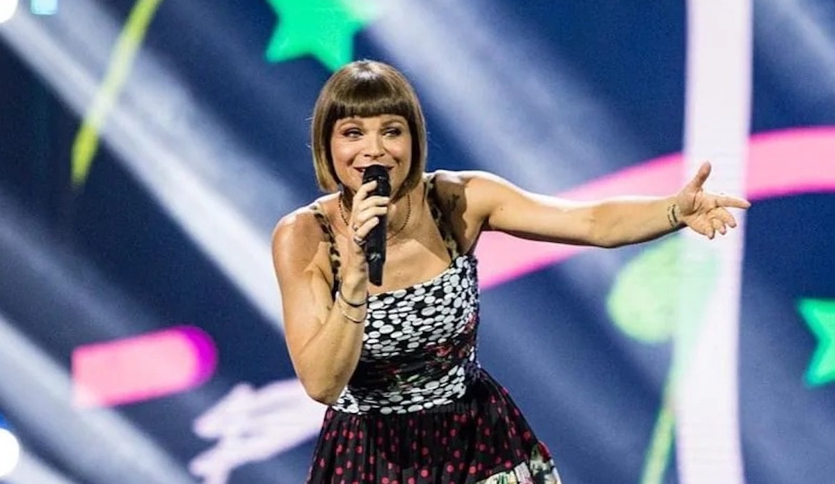 Alessandra Amoroso a Battiti Live: il prezzo da capogiro del suo outfit