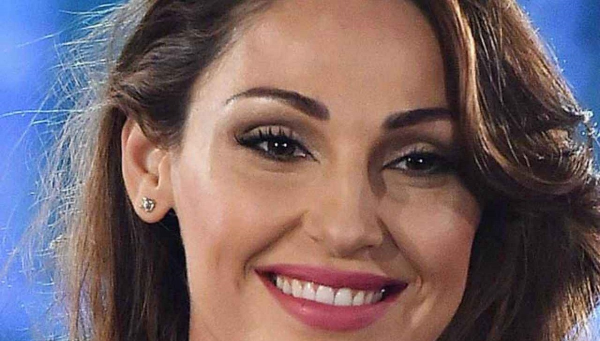 Anna Tatangelo corteggiatissima da un pretendente con un nome importante