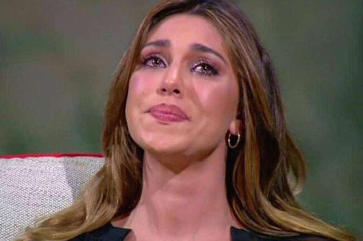 Belen Rodriguez torna a lavorare dopo il parto e si sente male: necessarie tre flebo