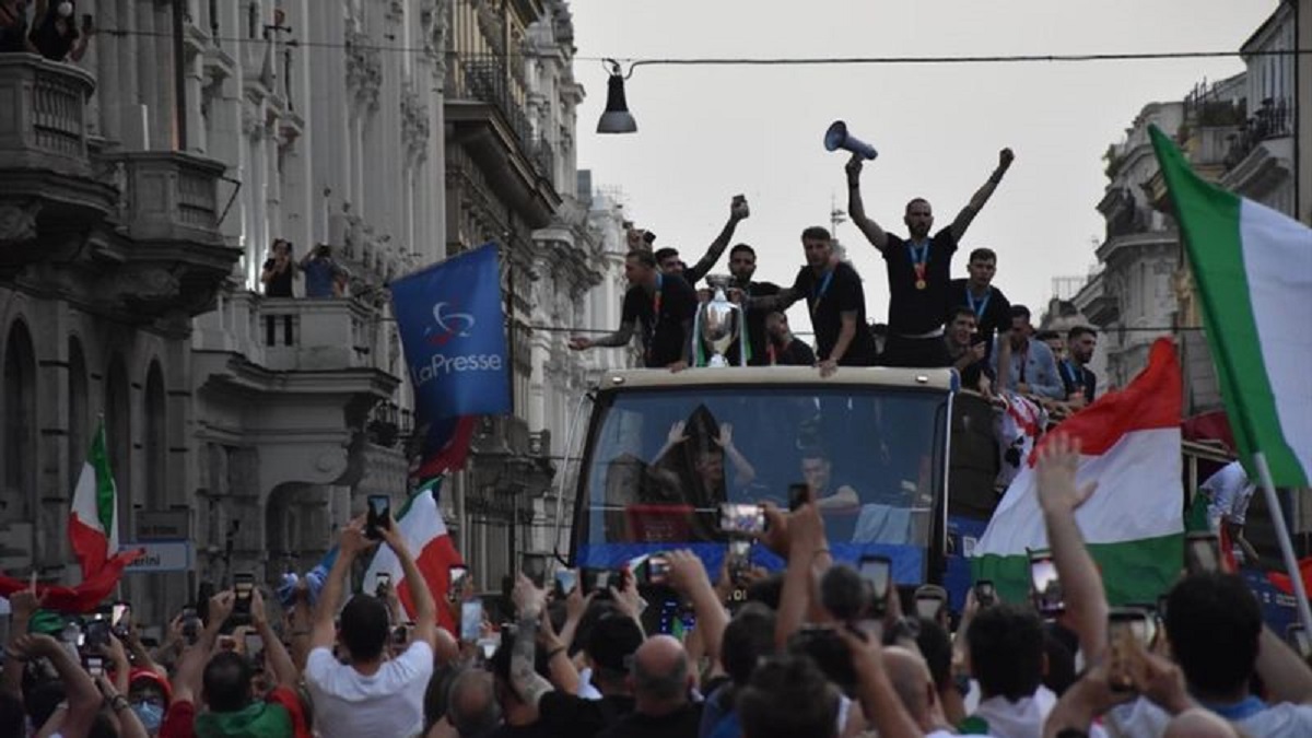 arrivo campioni azzurri 