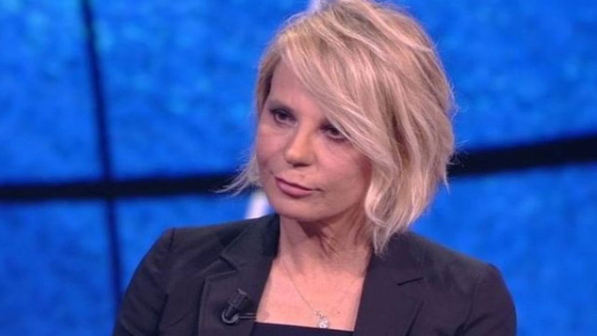 Maria De Filippi sui tronisti troppo social