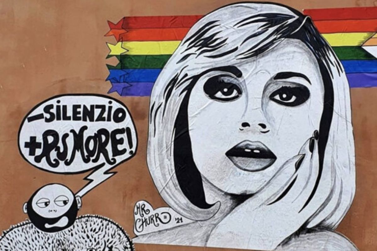 Raffaella Carrà murales