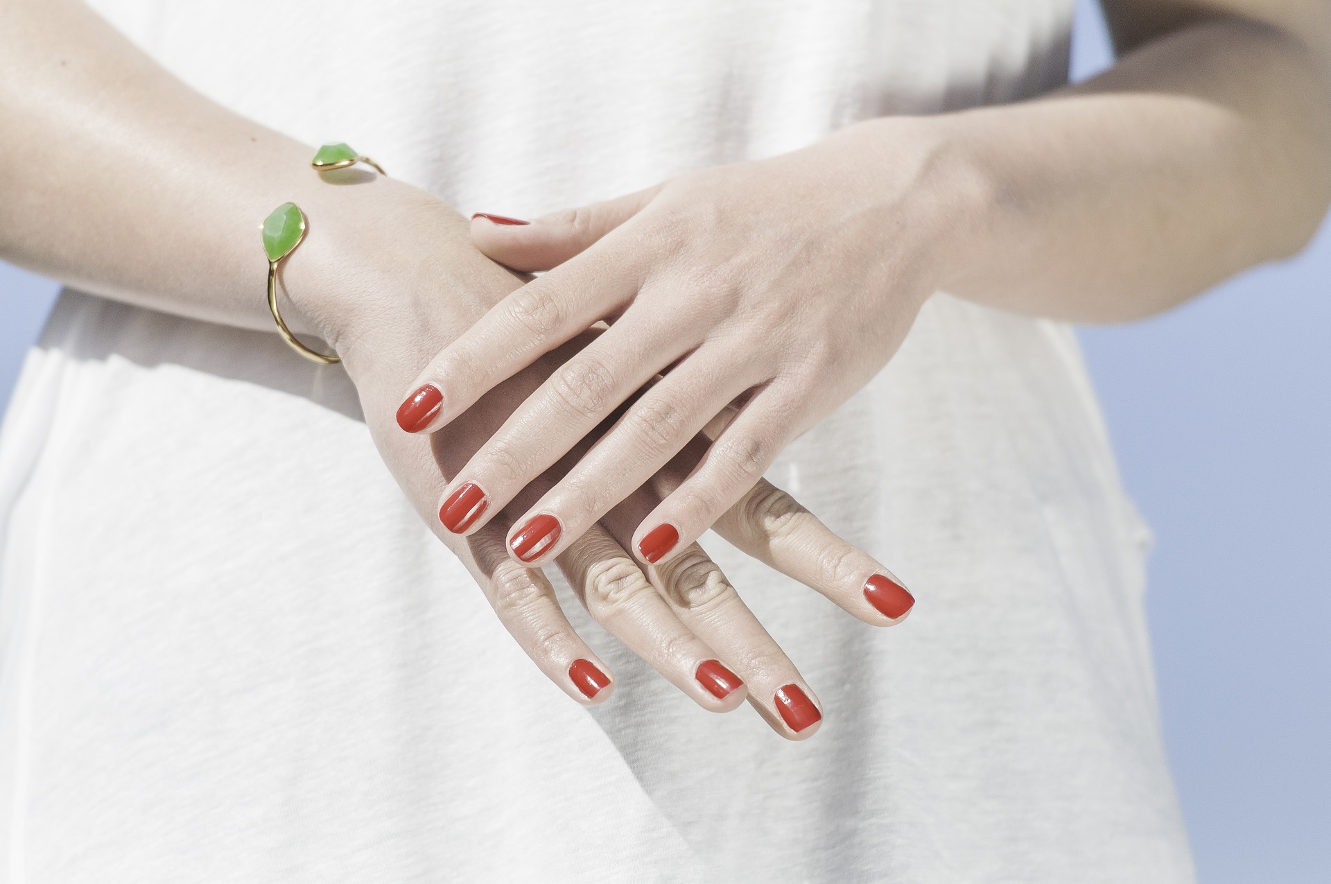 6 strumenti per una manicure perfetta, per mani curate e incantevoli