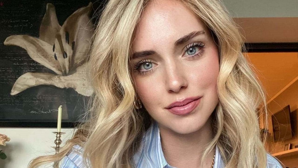 Chiara Ferragni, pioggia di critiche per l’imprenditrice digitale: “Deve restituirle”