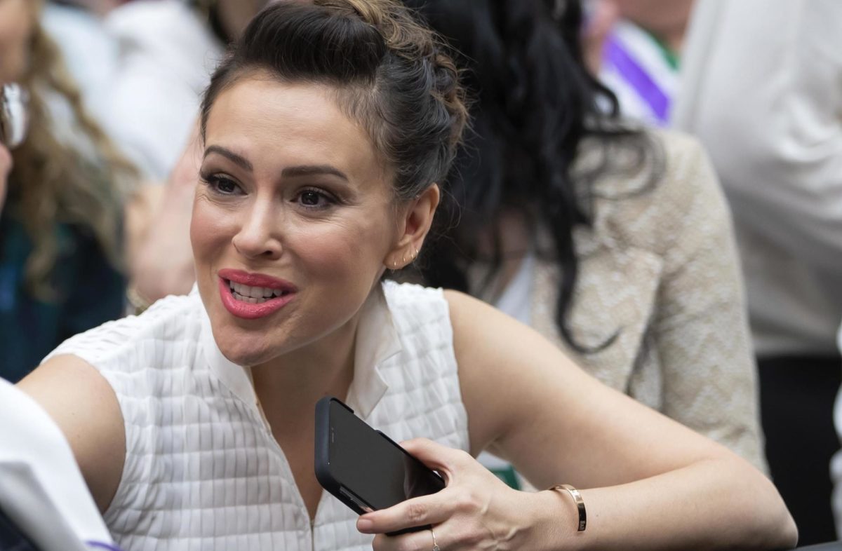 Alyssa Milano, incidente stradale per l’attrice di Streghe