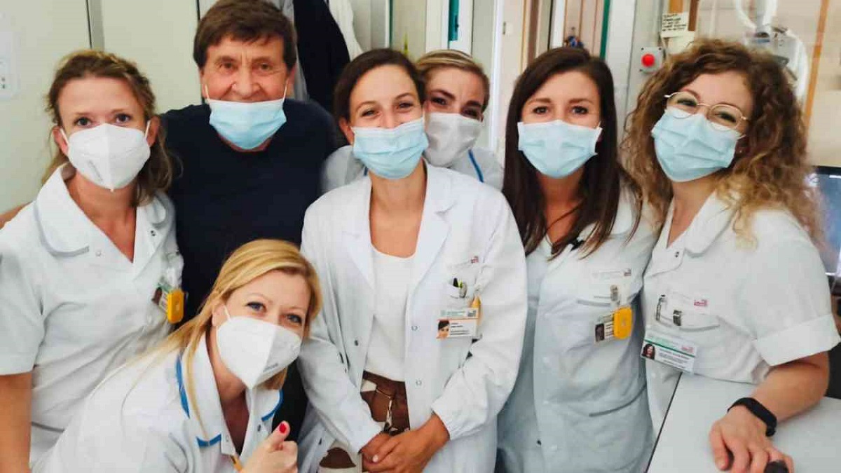 Gianni Morandi torna in ospedale