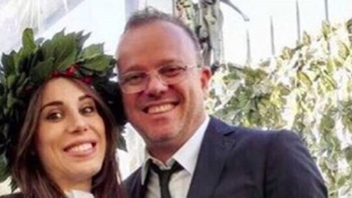 Gigi D'Alessio diventa padre per la quinta volta sua figlia commenta