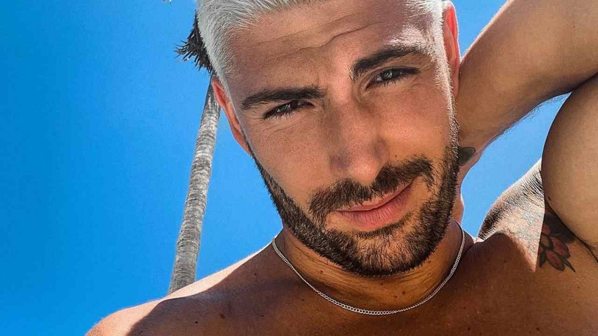 Ignazio Moser mostra il valore del suo pranzo a Ibiza
