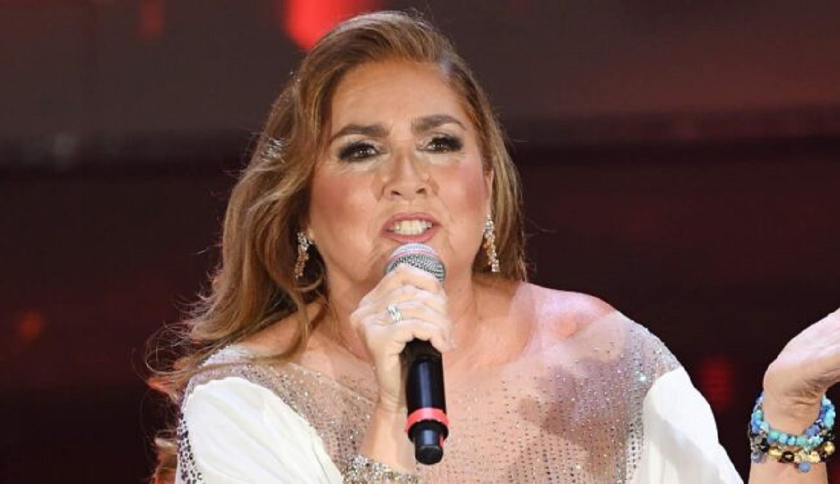 Romina Power come non l’abbiamo mai vista: scompigliata e senza trucco