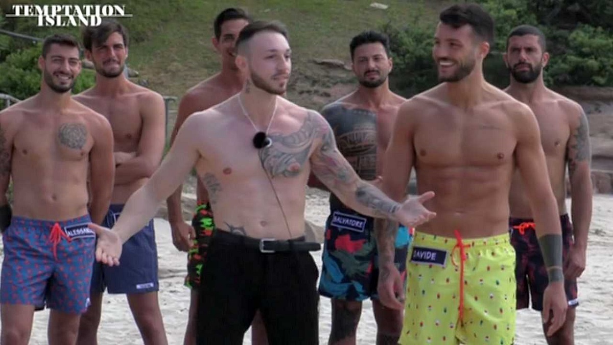 Temptation Island: Alessandro Autera e Amedeo Venza è guerra social