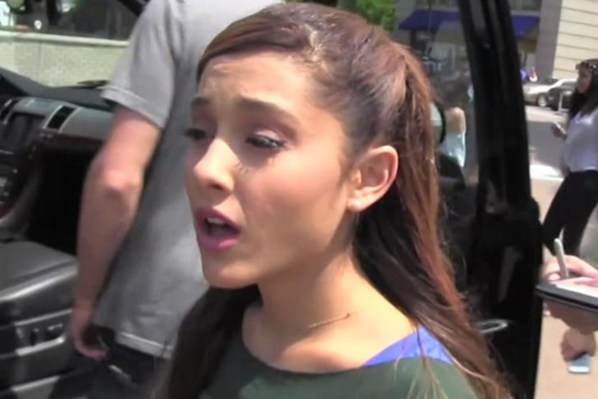 Stalker tenta di aggredire Ariana Grande