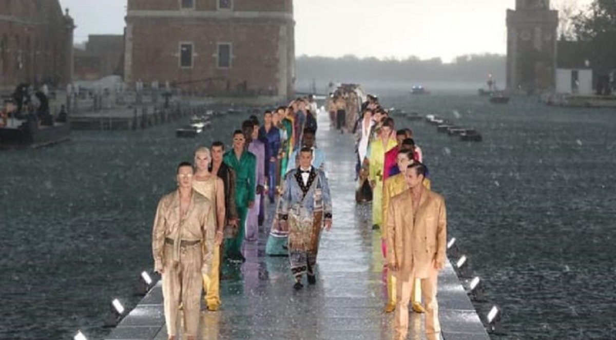 Nubifragio in Veneto: colpita la sfilata di Dolce&Gabbana