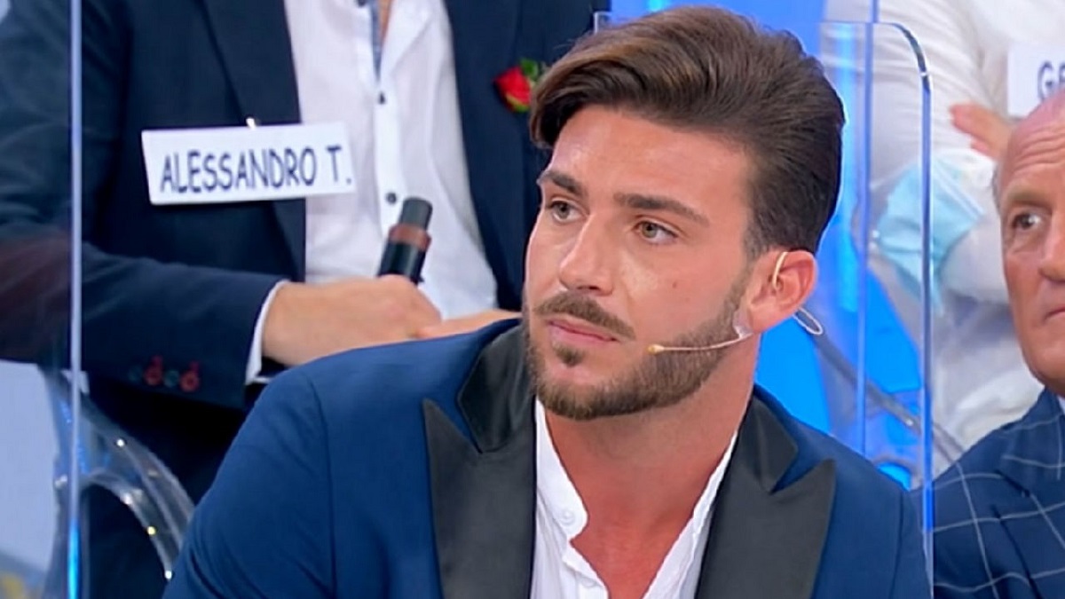Nicola Vivarelli: che fina ha fatto? Il cavaliere è assente