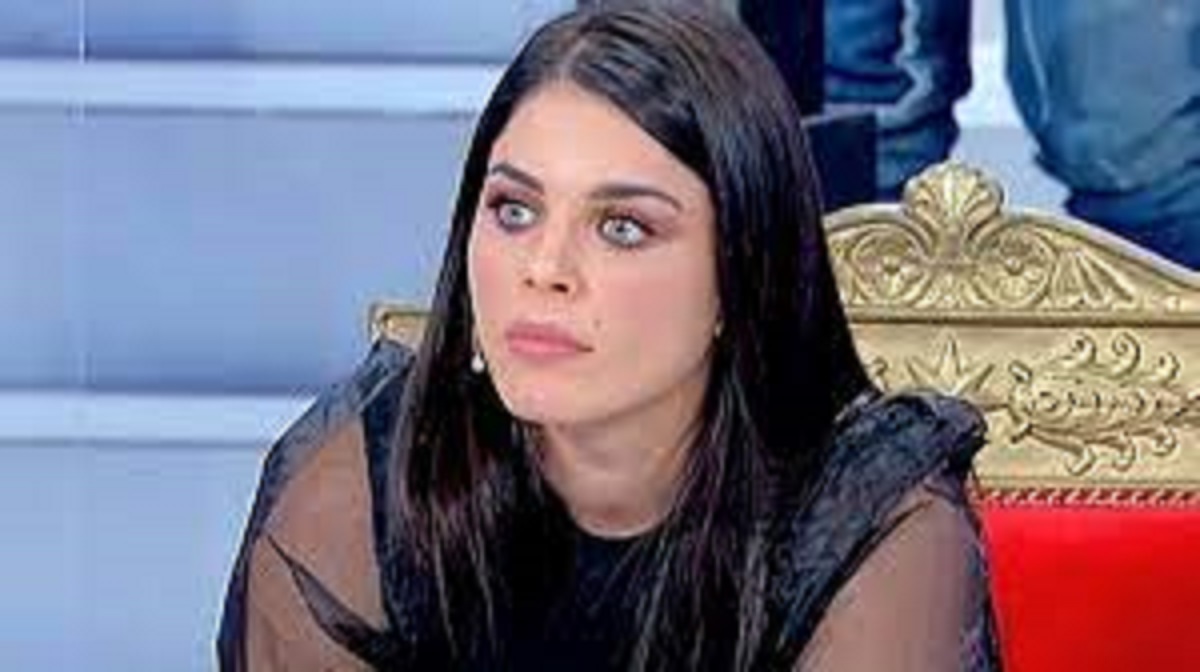 Samantha Curcio: ritorno di fiamma con il corteggiatore? Risponde lei