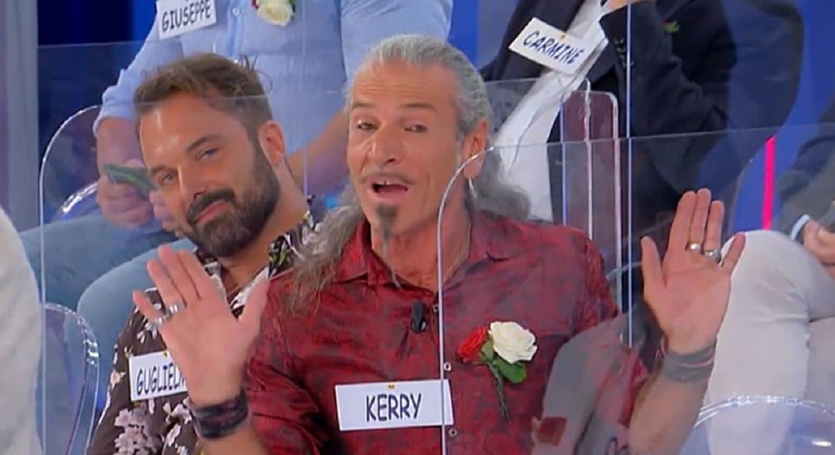UeD: chi è Kerry il nuovo cavaliere del trono over? Ha già attirato l’attenzione di Tina Cipollari