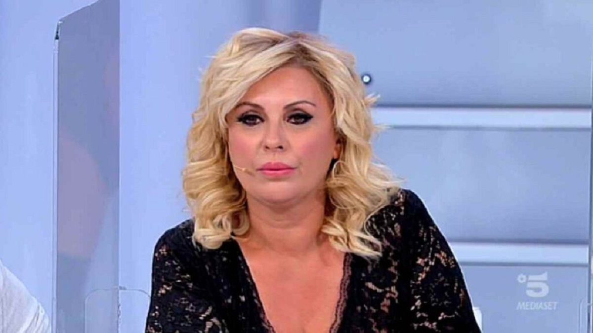 UeD: Tina Cipollari tradita per una dama