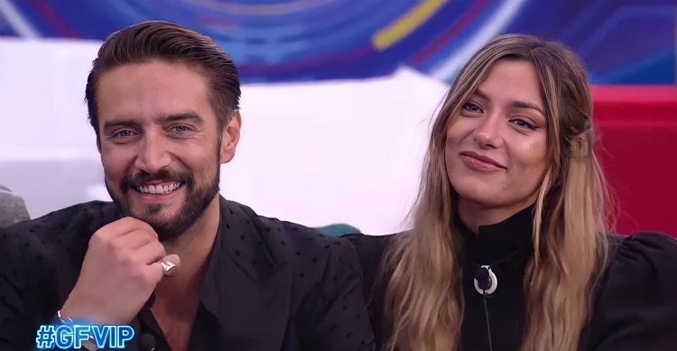 Alex Belli ammette: “Soleil Sorge mi piace” e lei sembra esserne contenta