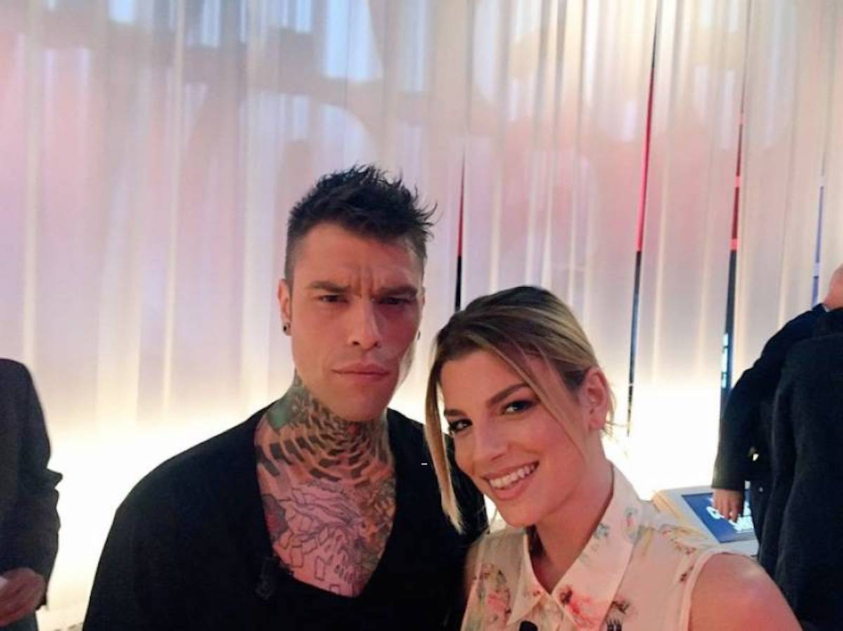 Fedez e Emma Marrone scontro social? La cantante tranquillizza: “stai sereno”