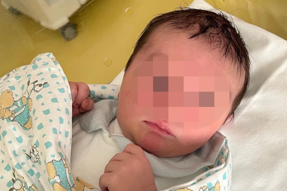 Le prime foto del figlio di Paola Turani