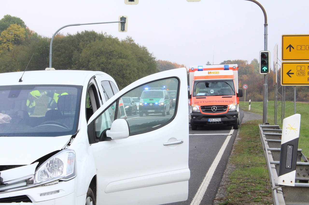 bimba-di-5-anni-grave-a-bologna-dopo-un-incidente-frontale-in-auto