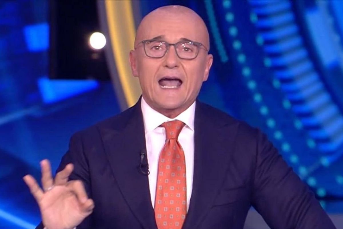 Soleil accusata in puntata, Signorini perde il controllo e la discussione degenera