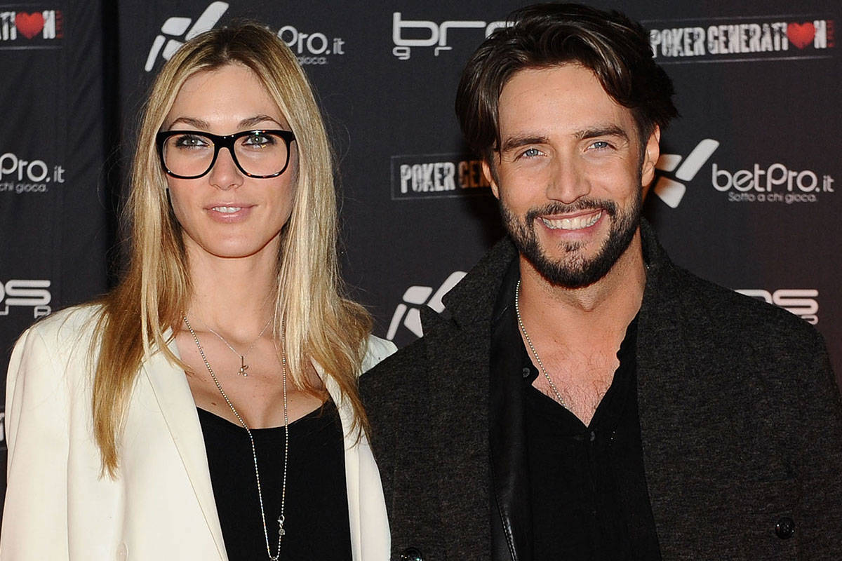 Alex Belli e Delia Duran non sono davvero sposati: parla la vera moglie dell’attore