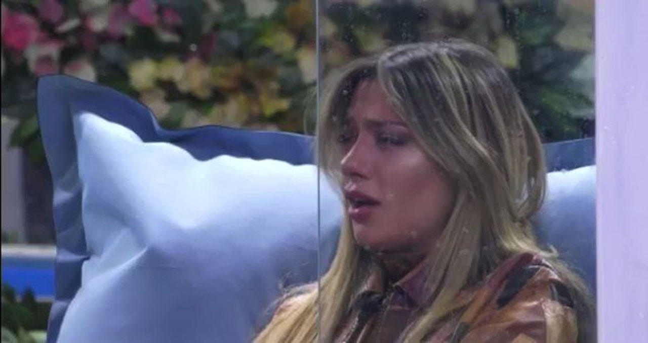 Soleil Sorge in lacrime dopo essere stata bacchettata da Alfonso Signorini