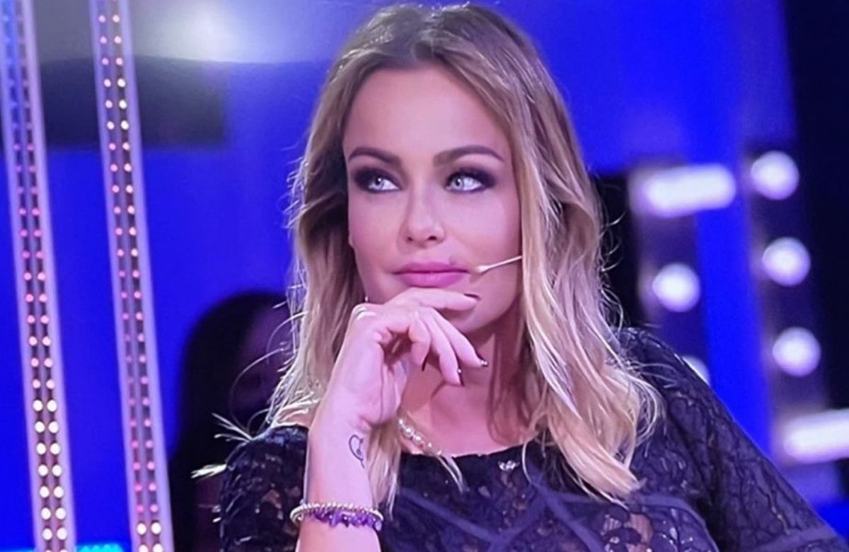 Sonia Bruganelli conferma: “le puntate del Grande Fratello VIP sono scritte”