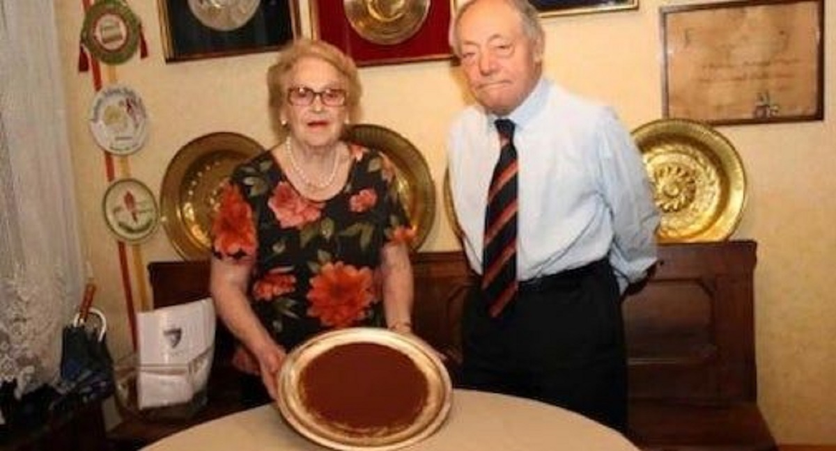 Addio alla coppia che ha inventato il tiramisù: Alba Di Pillo scomparsa a pochi giorni da Ado