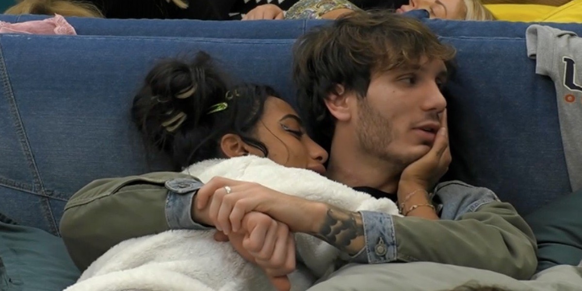 GF Vip: Manuel Bortuzzo confessa di essere invaghito della vicina, la reazione di Lulù