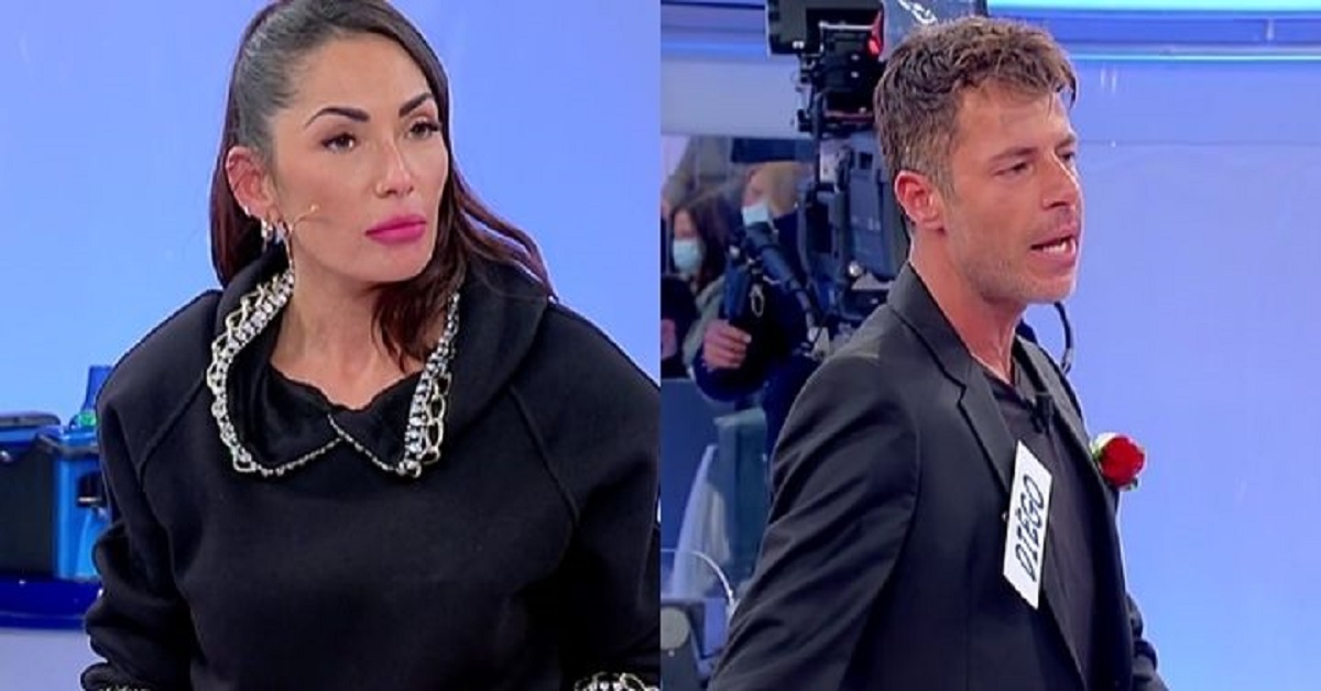 UeD: il dietro front di Diego Tavani. Tutti contro il cavaliere