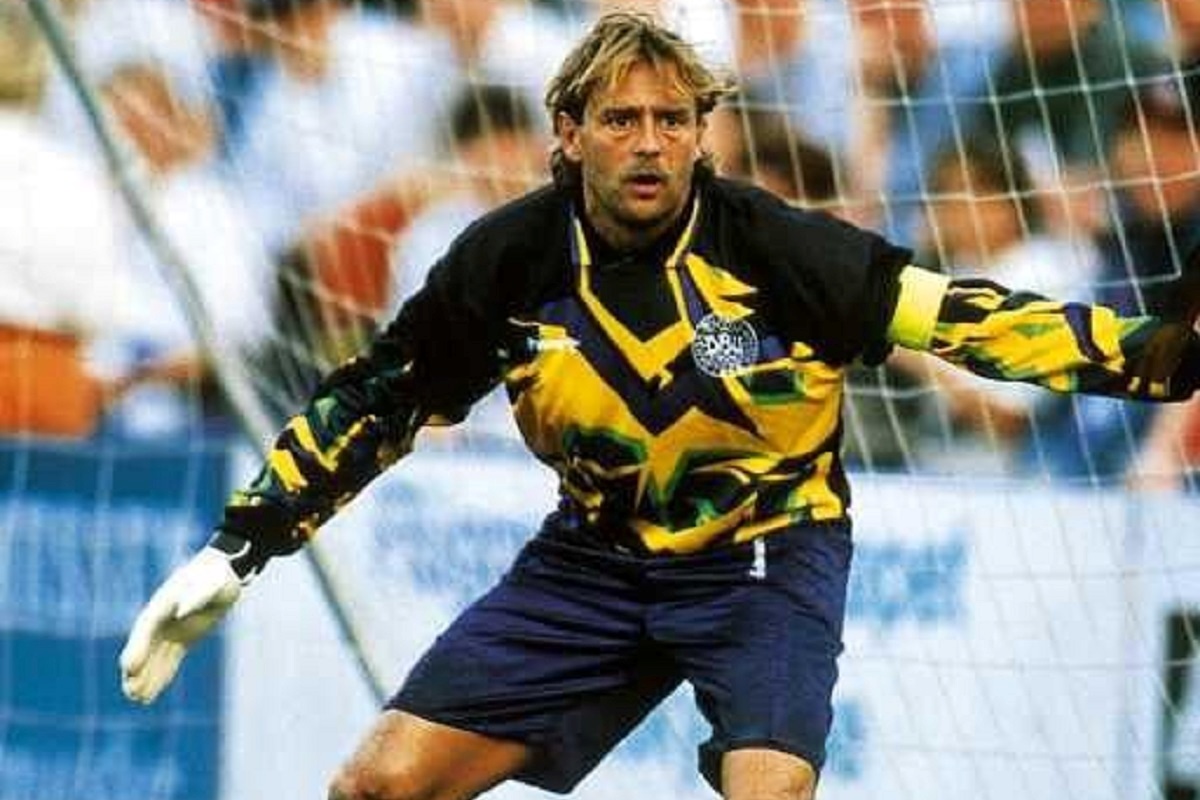 Addio alla leggenda del calcio danese Lars Hogh