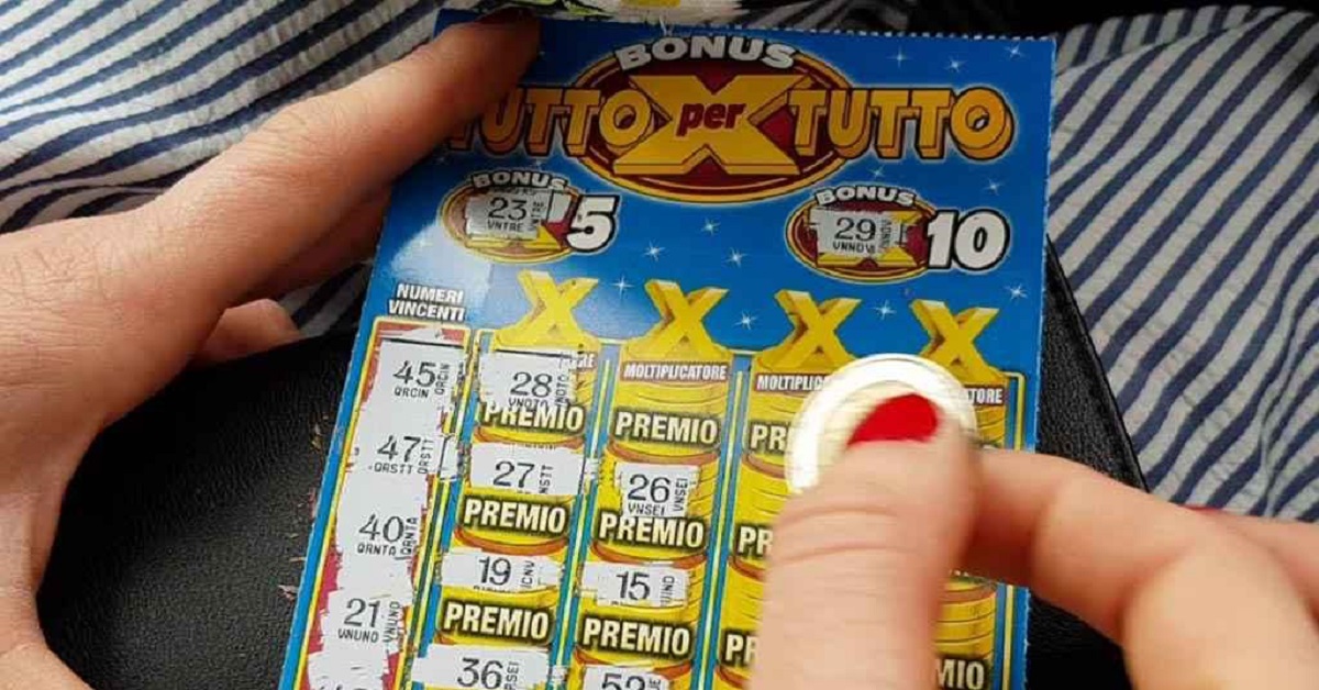 Pordenone: uomo di 34 anni disoccupato vince 70 mila euro al Gratta e Vinci