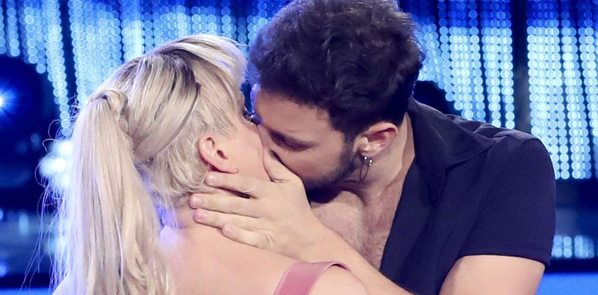 Vito Coppola e Arisa stanno insieme? Parlano i vincitori di Ballando con le Stelle