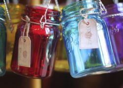 Barattoli di plastica con coperchio