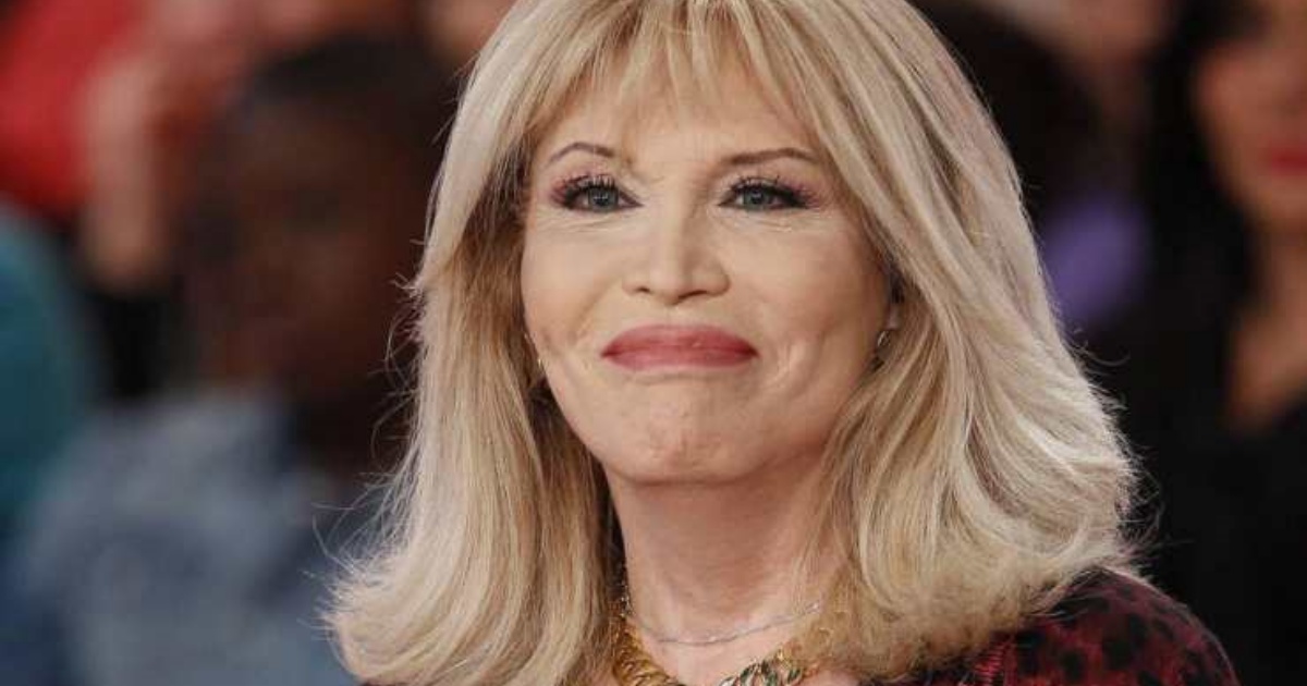 Operazione al cuore per Amanda Lear