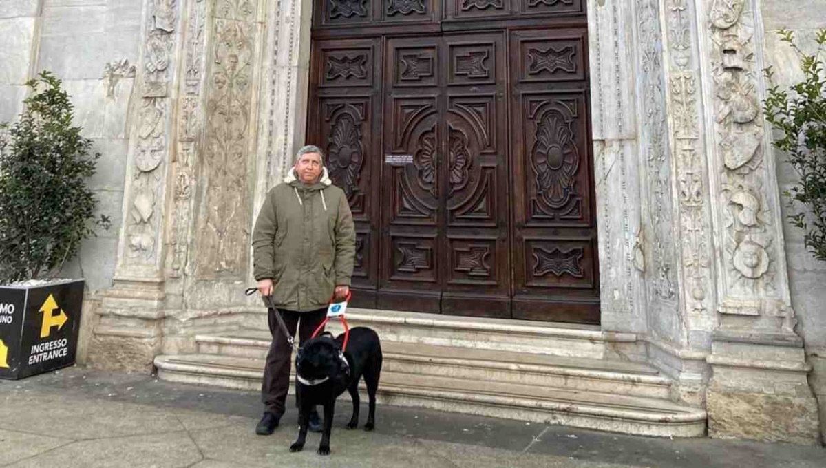 Cane guida non può entrare al Duomo