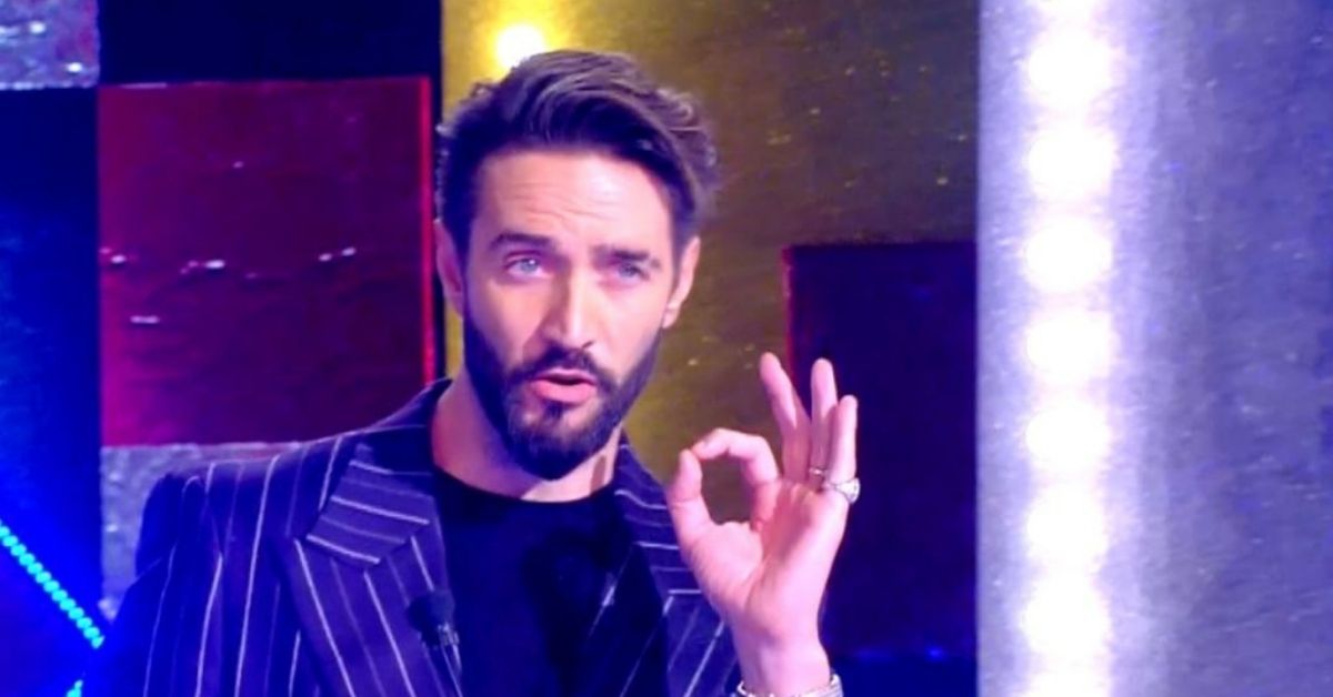 Alex Belli contro i concorrenti del GF: “Senza di me siete solo tappezzeria”