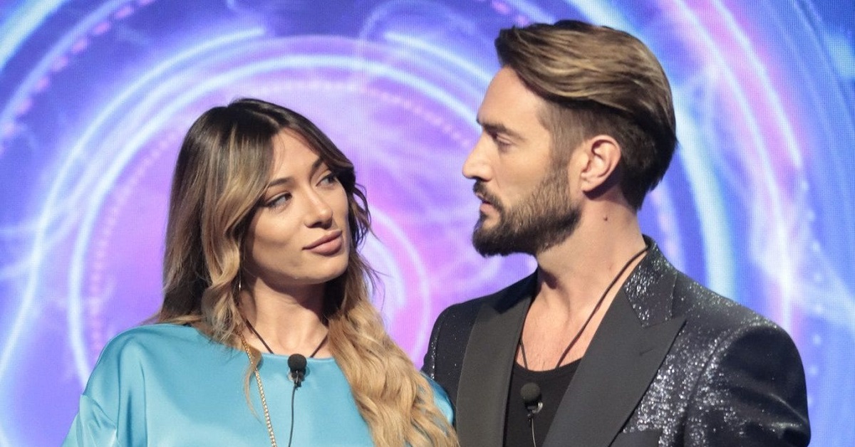 Alex Belli piange tra le braccia di Soleil: “Mi sento vuoto e solo”