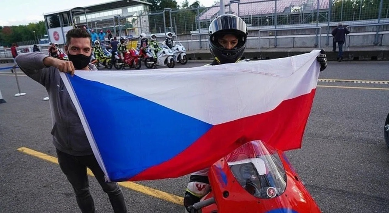 motociclista ceco