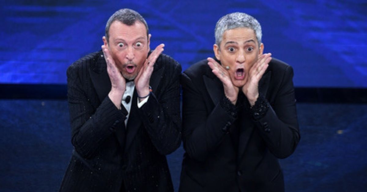 Fiorello mattatore a Sanremo 2022: “Sono la vostra terza dose”. Poi annuncia l’addio