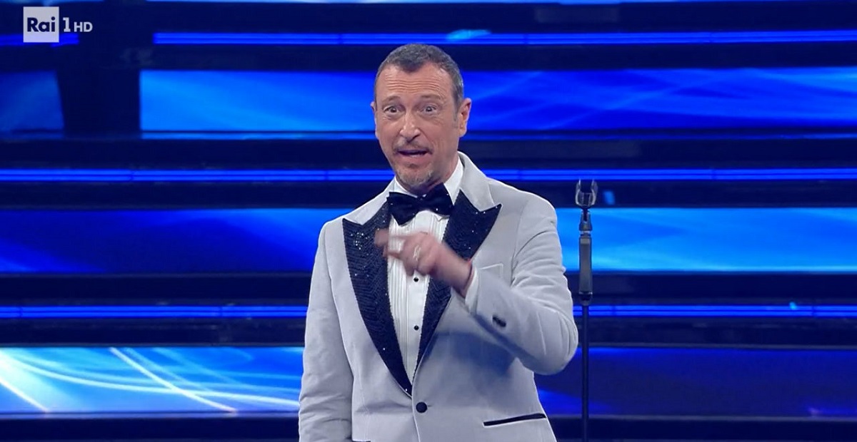 Sanremo 2022: Amadeus difende Checco Zalone