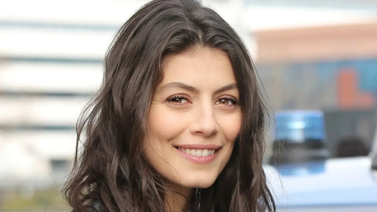 Alessandra Mastronardi's illness